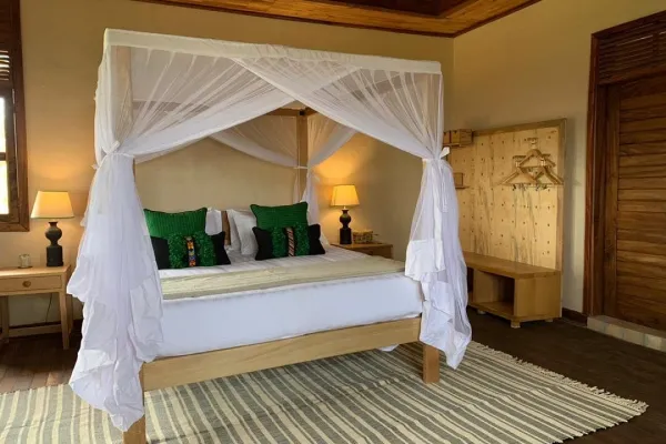 Adere Safari Lodge